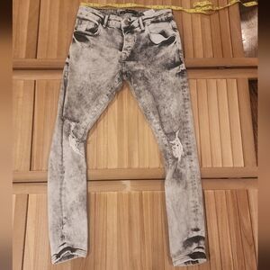 Men's Distressed Gray Skinny Jeans